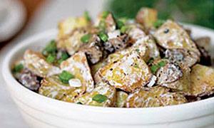 Слоеный салат с печенью, грибами и сыром Печеночный салат с грибами